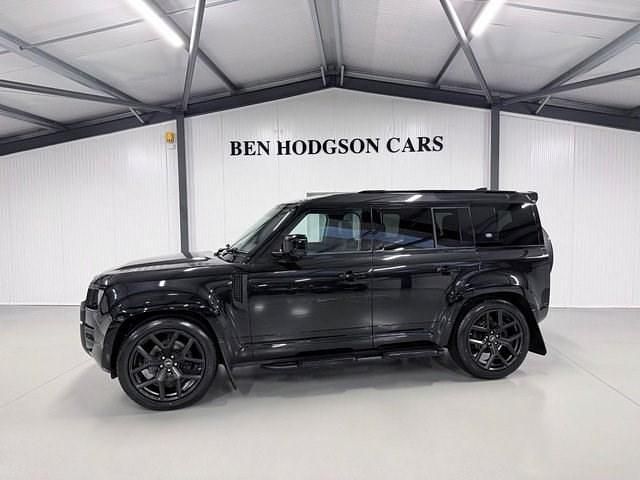 Used Land Rover Defender S 250 HP (183 kW) 2024 Black SUV