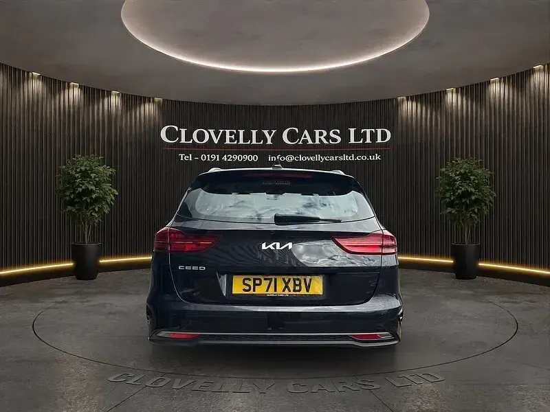 Used Kia Ceed Sportswagon 118 HP (86 kW) 2021 Black Estate