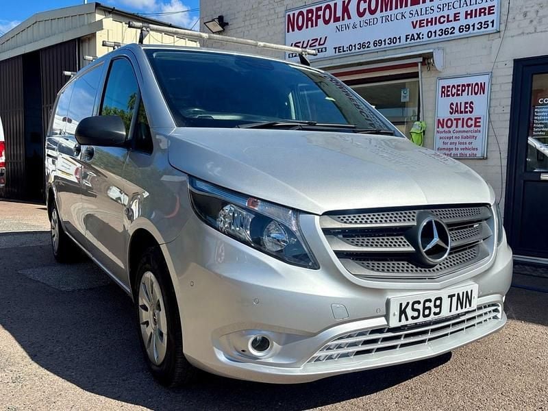 Silver Used 2020 Mercedes Vito Progressive MPV | £10,995 (Fair price) - Image 1/4