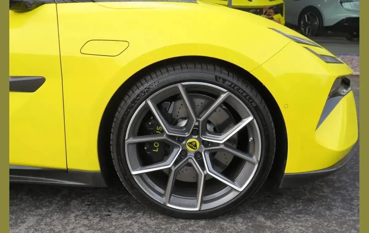 Used Lotus Emeya 450 kW (612 HP) 2025 Yellow Hatchback