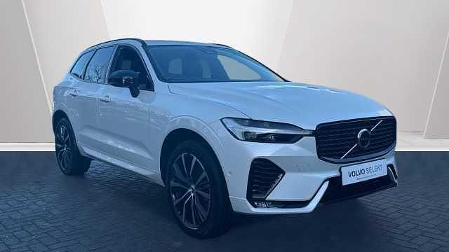 Used Volvo XC60 Plus 247 HP (181 kW) 2025 SUV