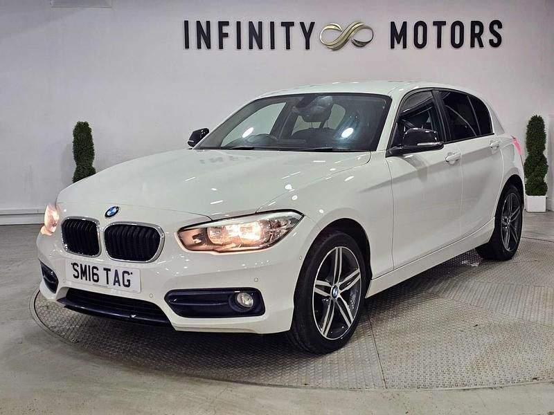 Used BMW 116 Sport Line 2017 White Hatchback