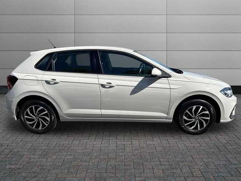 Used VW Polo 95 HP (69 kW) 2024 Hatchback