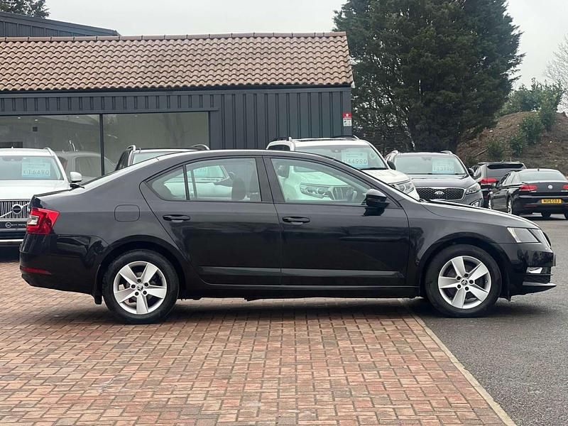 Used Skoda Octavia SE 115 HP (84 kW) 2018 Black Hatchback