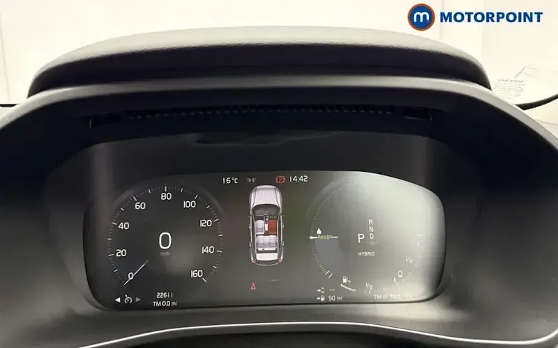Used Volvo XC40 Inscription 211 HP (155 kW) 2021 Grey SUV