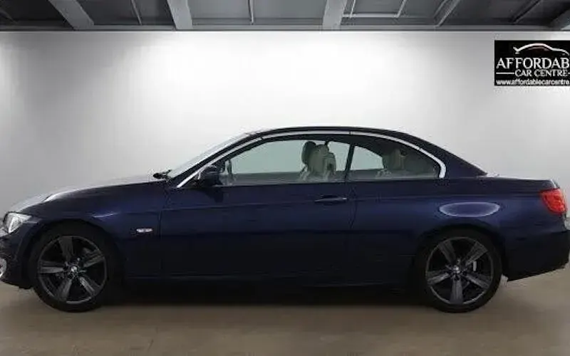 Used BMW 320 Cabriolet Comfort Edition 170 HP (125 kW) 2011 Blue Cabriolet
