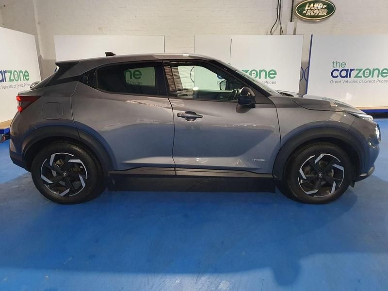 Used Nissan Juke N-Connecta 143 HP (105 kW) 2023 Grey SUV