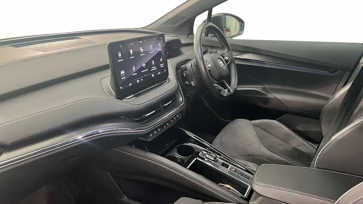 Used Skoda Enyaq iV SportLine 150 kW (204 HP) 2023 Graphite grey metallic SUV