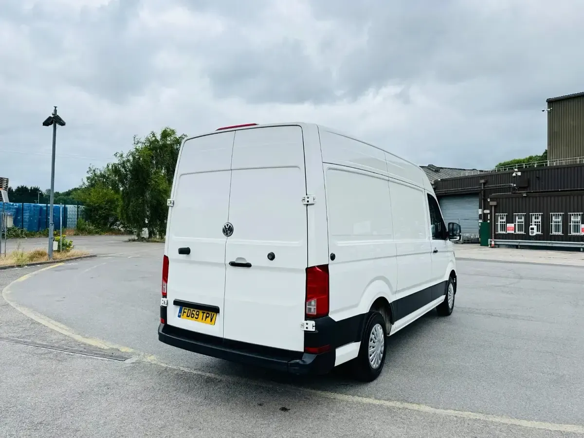 Used VW Crafter Trendline 140 HP (102 kW) 2020 Blue Van