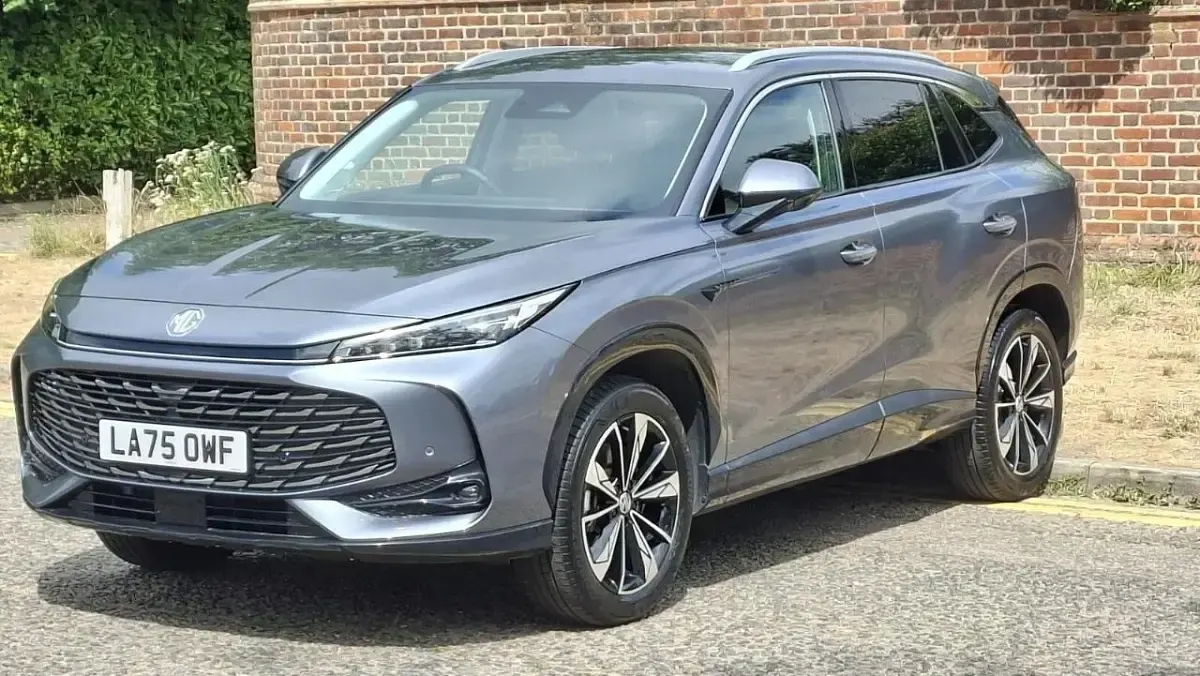 Used MG HS Trophy 221 HP (162 kW) 2025 Grey SUV