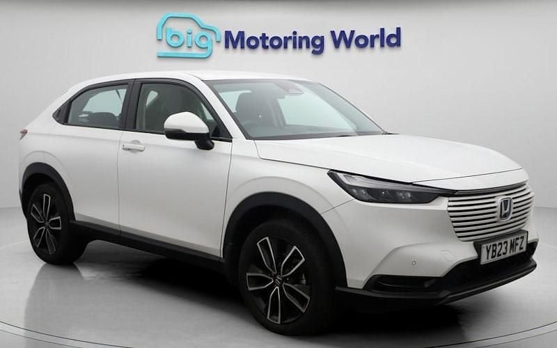 Used 2024 Honda HR-V Elegance SUV | £21,300 (Good price) - Image 1/4
