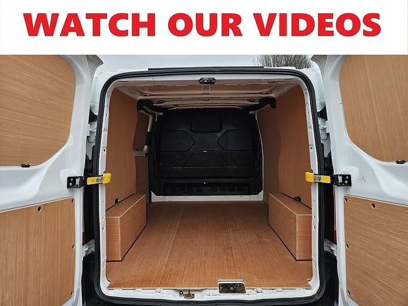 Used Ford Transit Custom 105 HP (77 kW) 2023 White Van