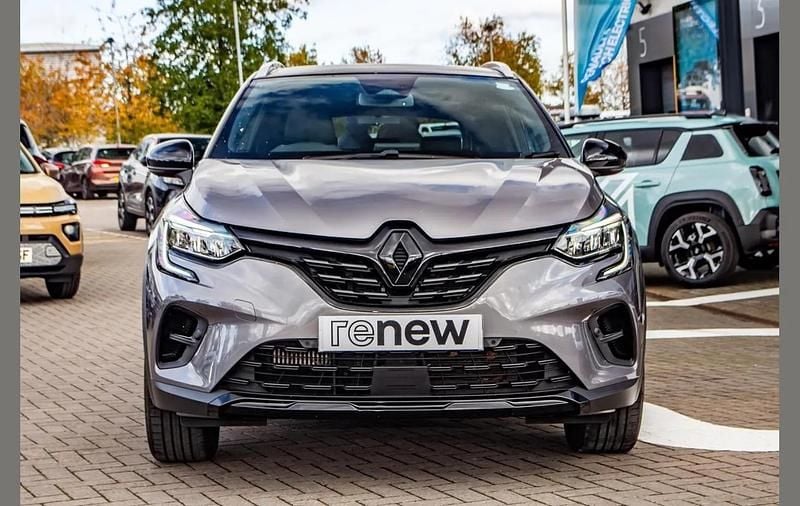 Used Renault Captur Rive Gauche 91 HP (66 kW) 2023 Oyster grey with black roof  SUV