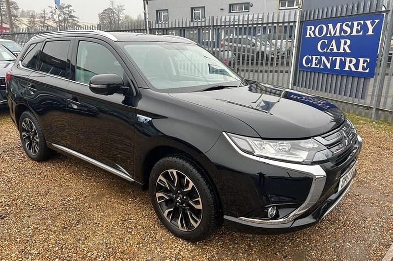 Used Mitsubishi Outlander P-HEV 2017 Black SUV