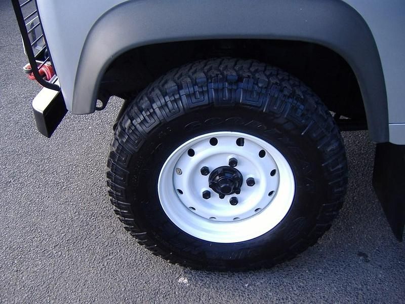 Used Land Rover Defender 2013 Silver SUV