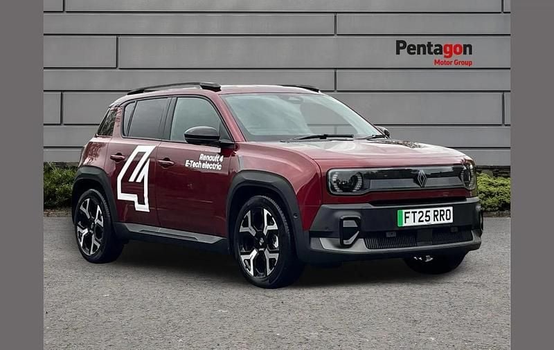 Red Used 2025 Renault R4 Komfort SUV | £24,995 (Fair price) - Image 1/4