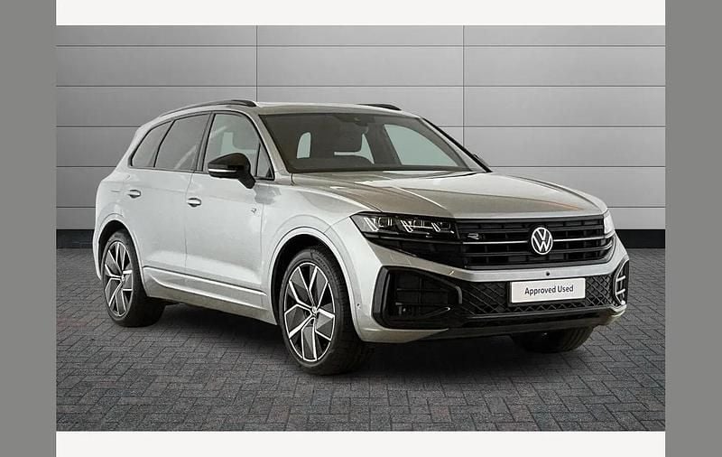 Used VW Touareg Black Edition 286 HP (210 kW) 2025 Oyster silver SUV