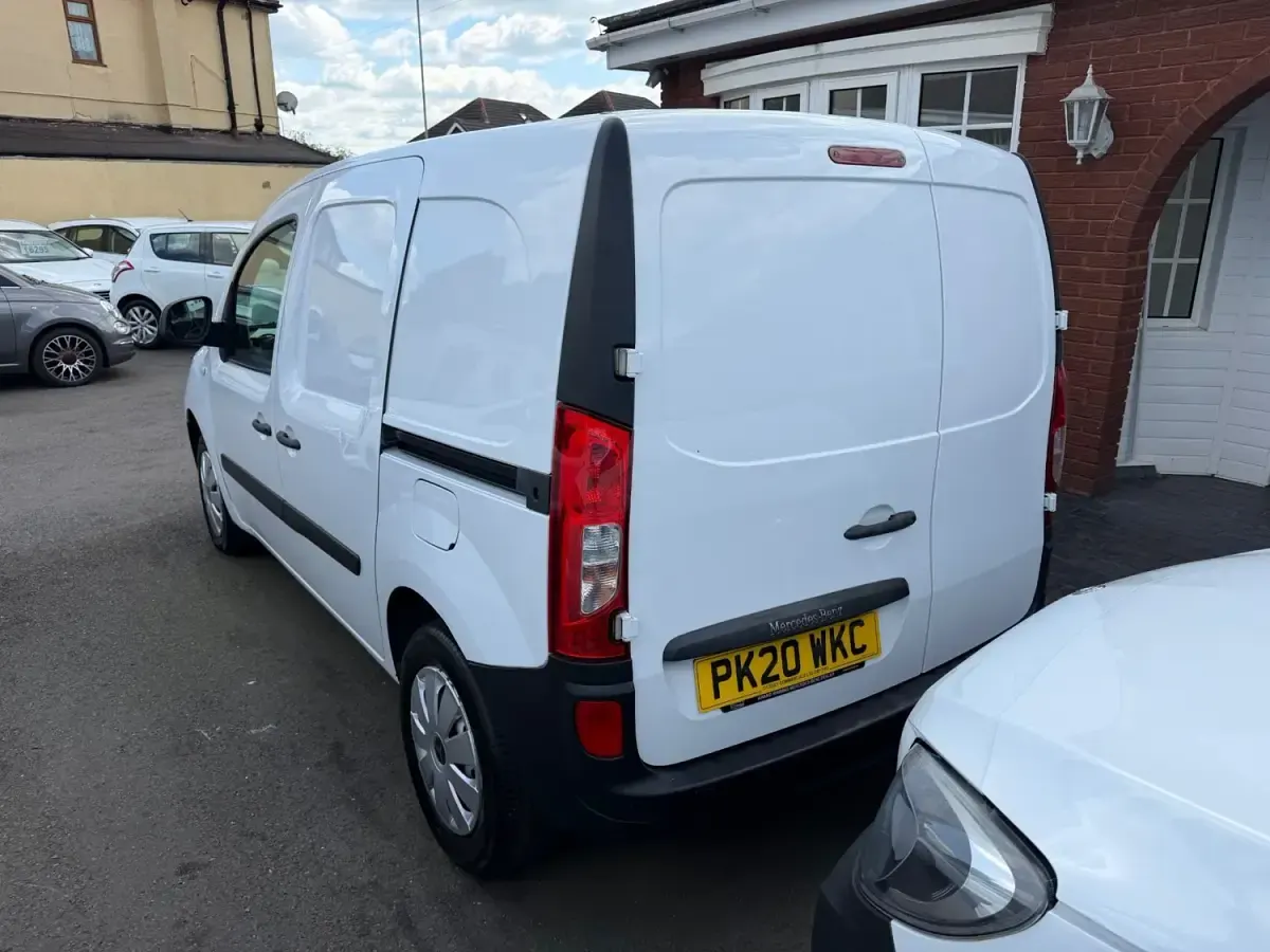Usado Mercedes Citan 109 94 HP (69 kW) 2020 Branco Van