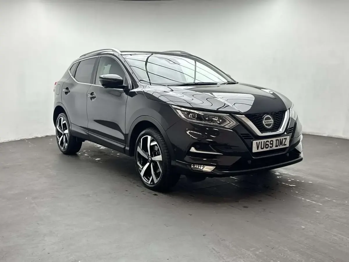 Used Nissan Qashqai Tekna 140 HP (102 kW) 2019 Black SUV