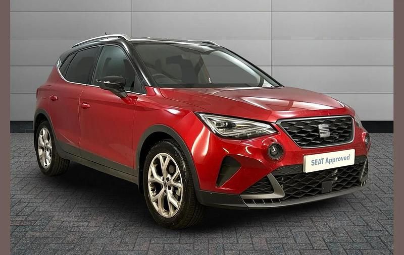Red Used 2025 Seat Arona FR SUV | £18,000 (Fair price) - Image 1/4