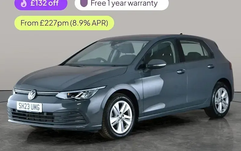Used VW Golf VIII Life 131 HP (96 kW) 2023 Hatchback