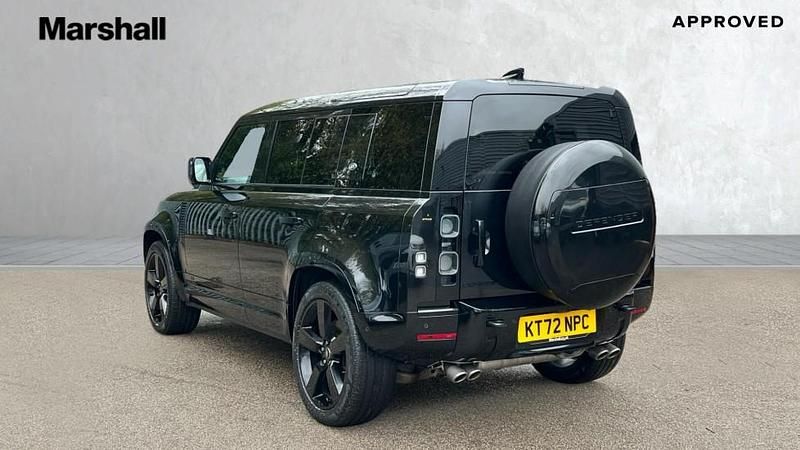 Used Land Rover Defender 525 HP (386 kW) 2022 Metallic  santorini black SUV