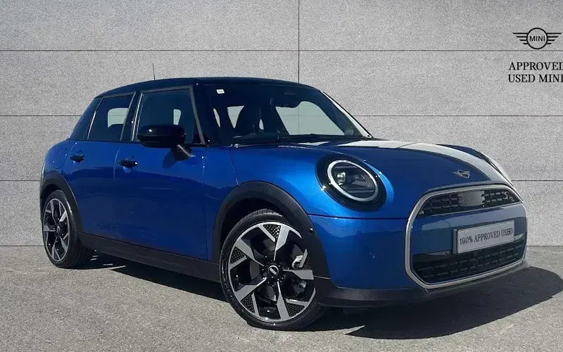 Used Mini Cooper Exclusive 150 kW (204 HP) 2025 Hatchback