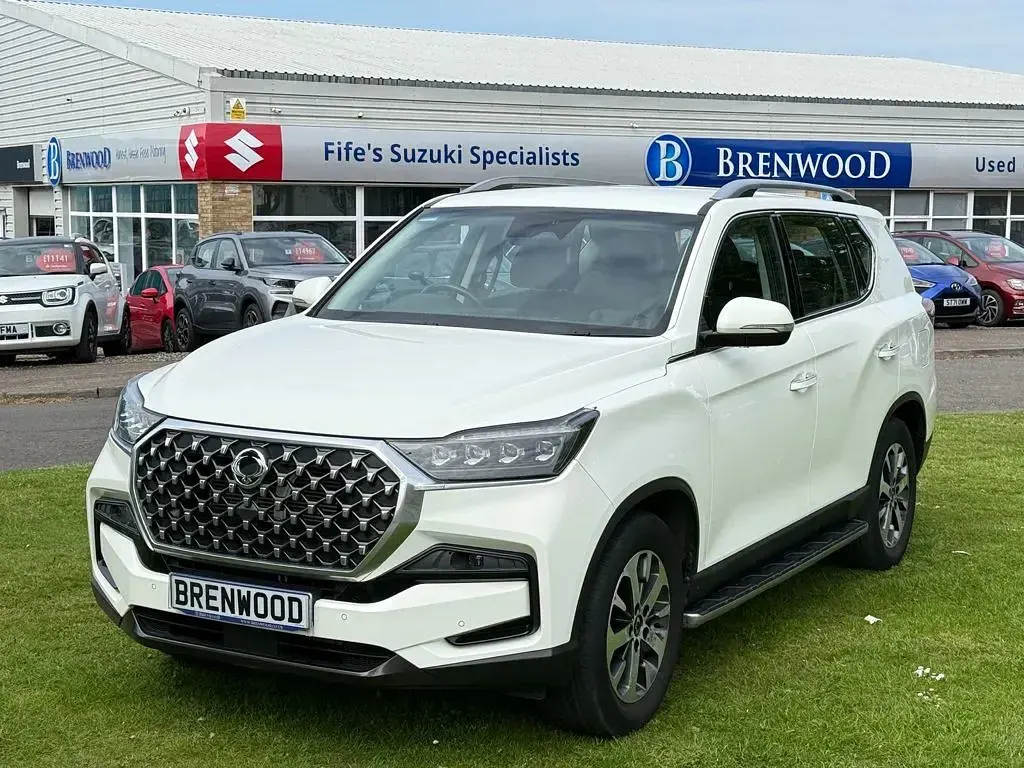 Used SsangYong Rexton 202 HP (148 kW) 2021 White SUV