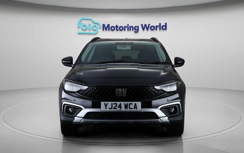 Used Fiat Tipo Cross 131 HP (96 kW) 2023 Black Hatchback