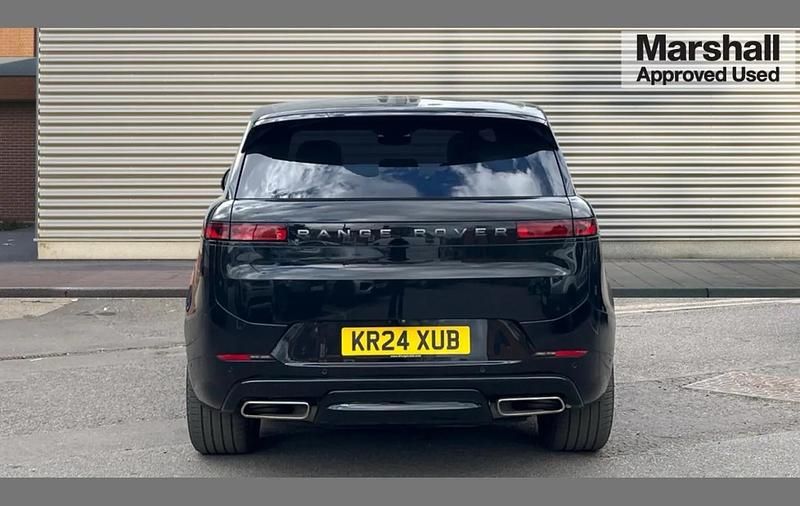 Used Land Rover Range Rover Sport SE Dynamic 440 HP (323 kW) 2024 Santorini black metallic SUV