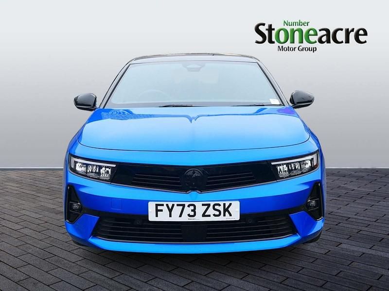 Used Vauxhall Astra 130 HP (95 kW) 2023 Blue Estate