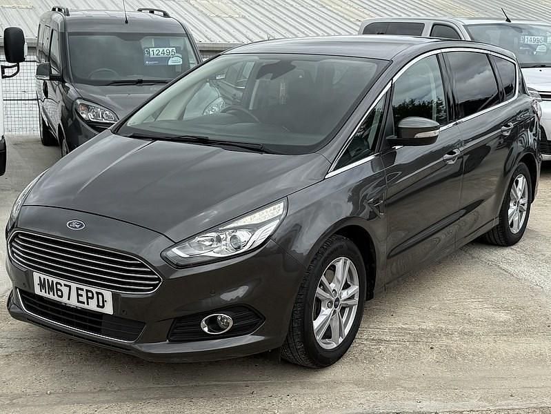Grey Used 2018 Ford S-MAX Titanium MPV | £12,495 (Fair price) - Image 1/4