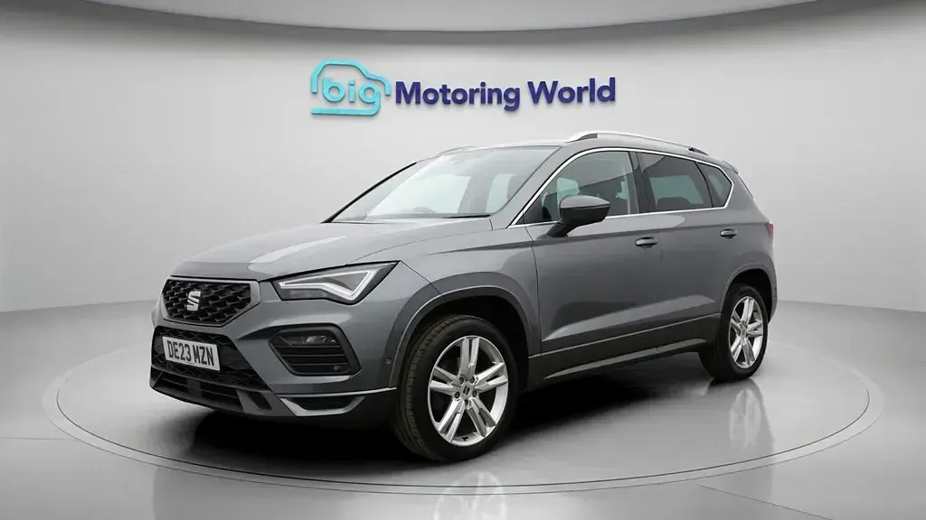 Begagnad Seat Ateca FR 150 HK (110 kW) 2023 Grå SUV
