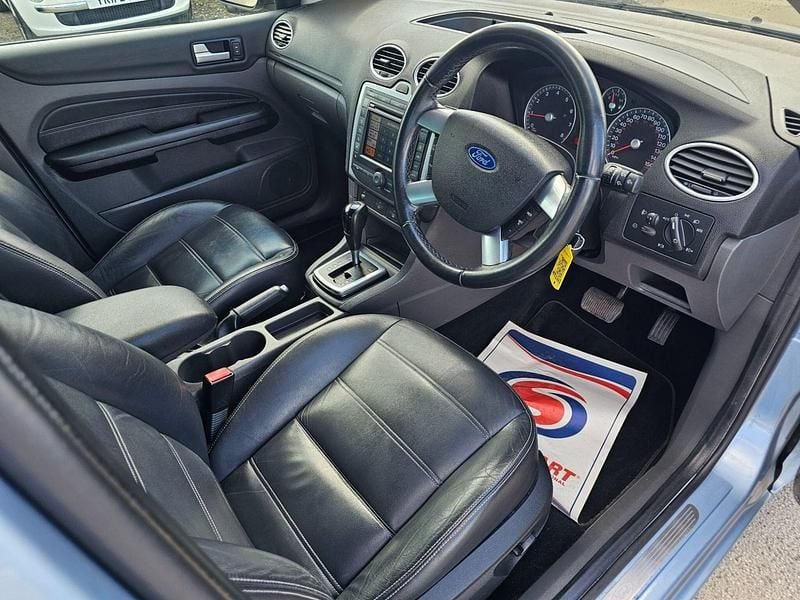Used Ford Focus Titanium 145 HP (106 kW) 2007 Blue Hatchback