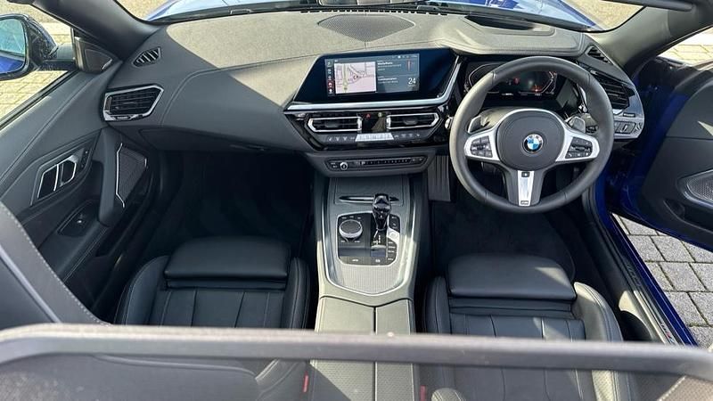 Used BMW Z4 M Sport 194 HP (142 kW) 2023 Blue Cabriolet