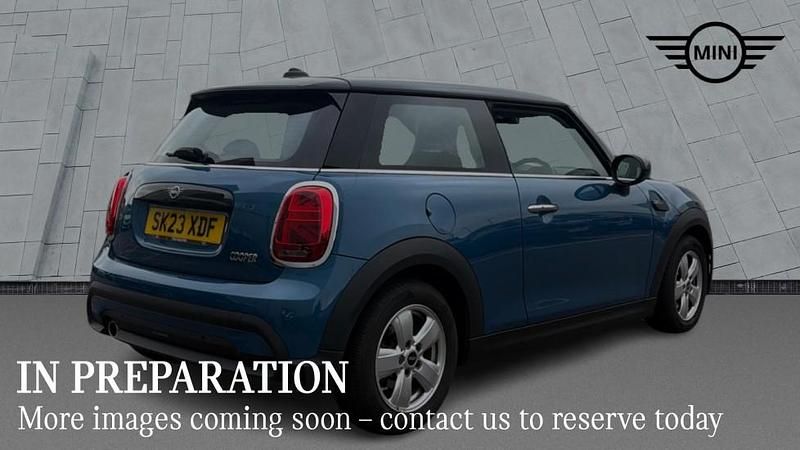 Used Mini Cooper Classic 134 HP (98 kW) 2023 Blue Hatchback