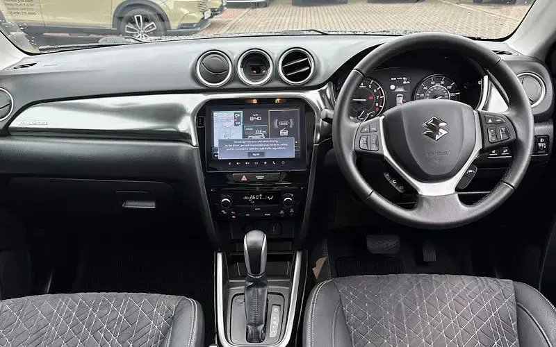 Used Suzuki Vitara 109 HP (80 kW) 2026 SUV
