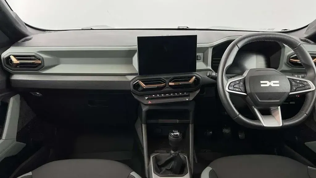 Used Dacia Duster Extreme 131 HP (96 kW) 2025 Green SUV