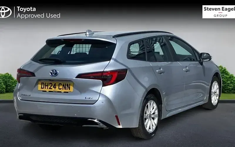 Used Toyota Corolla 140 HP (102 kW) 2026 Estate
