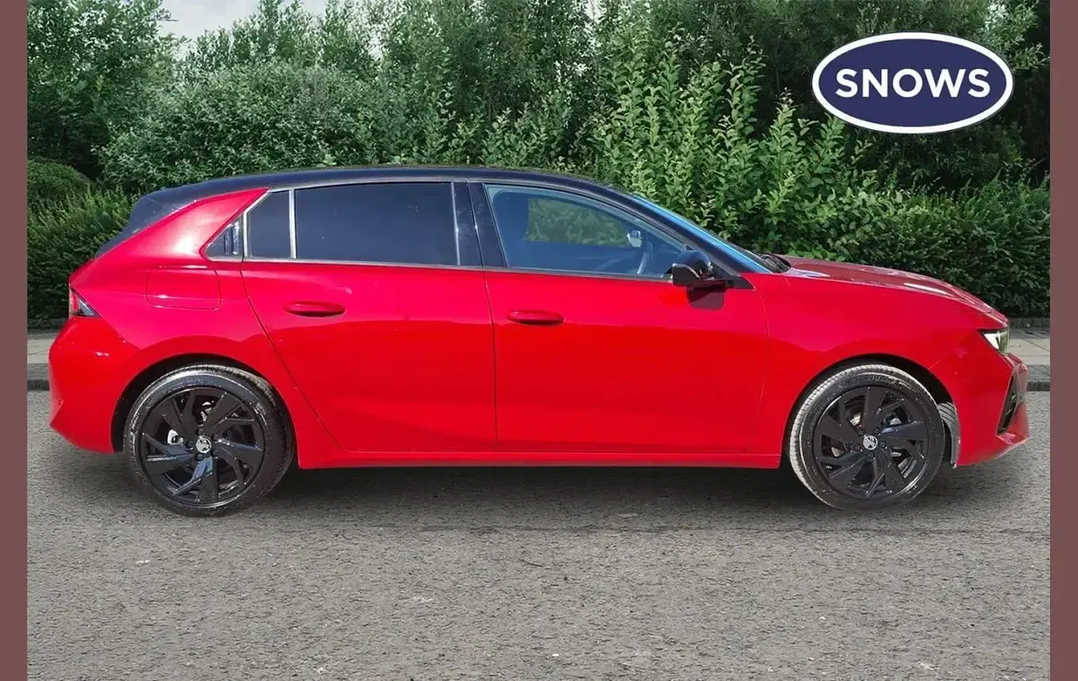 Used Vauxhall Astra S 131 HP (96 kW) 2025 Red Hatchback