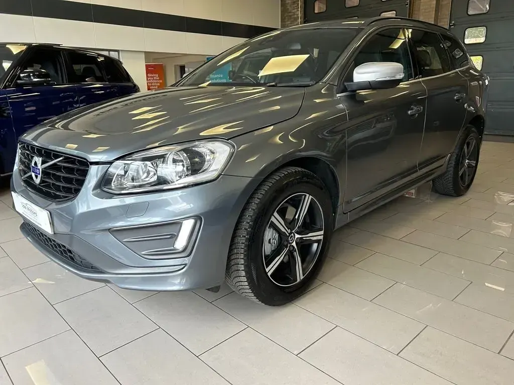 Used Volvo XC60 R-Design 2017 Grey SUV