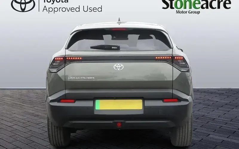 Used Toyota Urban Cruiser Design 127 kW (174 HP) 2026 Green SUV
