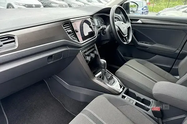 Used VW T-Roc Design 150 HP (110 kW) 2019 Grey SUV