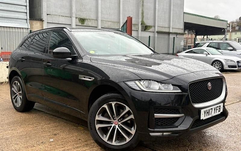 Used Jaguar F-Pace R-Sport 179 HP (131 kW) 2017 Black SUV
