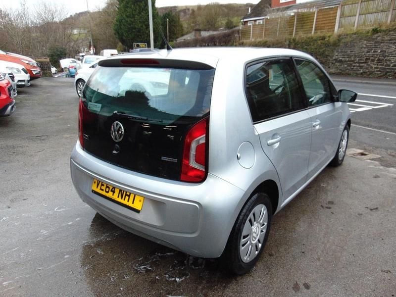 Used VW up! move up! 60 HP (44 kW) 2014 Silver Hatchback