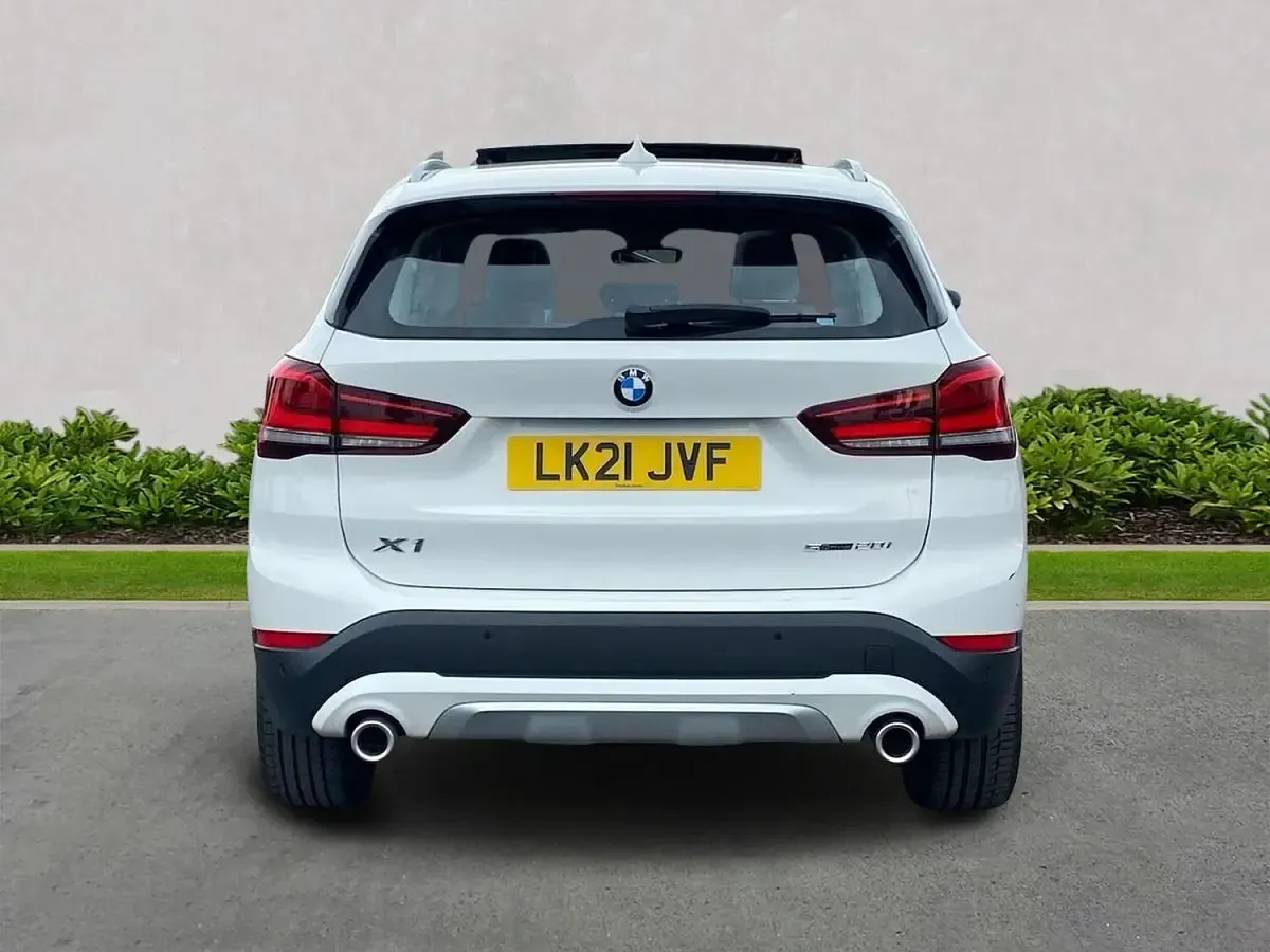 Usado BMW X1 xLine 170 CV (125 kW) 2021 Blanco SUV