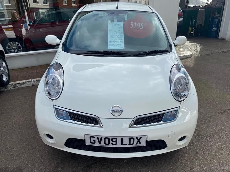 Used Nissan Micra Acenta 88 HP (64 kW) 2009 White Hatchback
