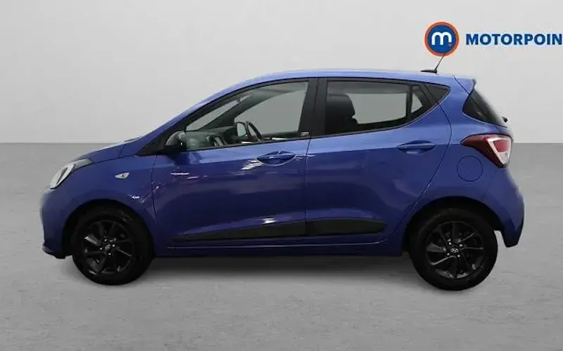 Used Hyundai i10 GO! 67 HP (49 kW) 2018 Blue Hatchback