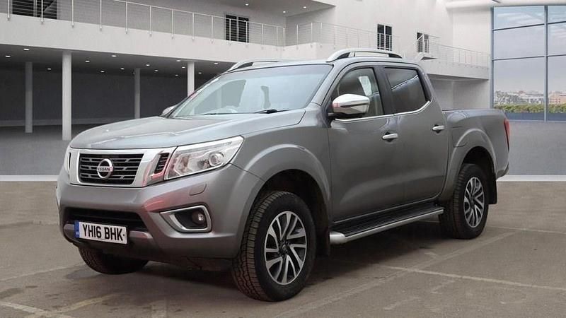 Used Nissan Navara Tekna 2016 Grey Pickup