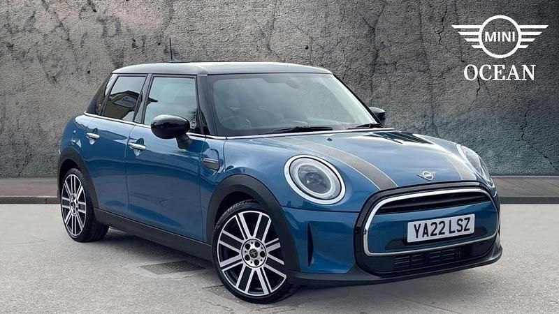 Used Mini Cooper Exclusive 134 HP (98 kW) 2022 Blue Hatchback